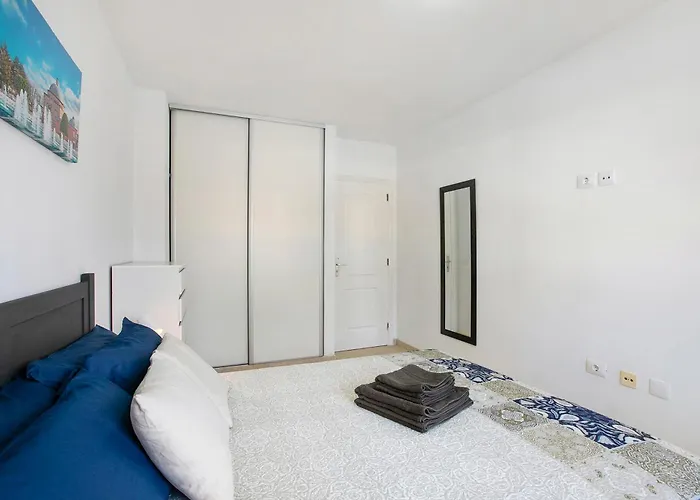 El Pisito De Momo 펜션 칸델라리아